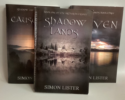 Shadow Lands Trilogy X 3 Softback Books Simon Lister Signed - Foto 1 di 18