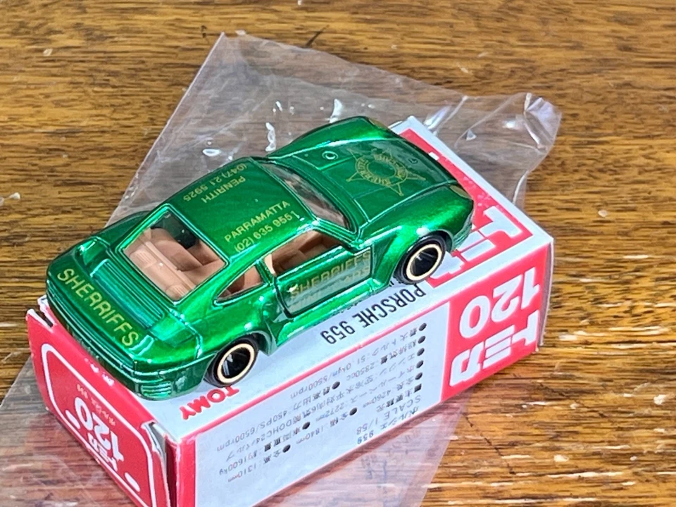 Mini coches vintage Tomica Japón Porsche 959 #120 - Sheriffs Foto 2 de 4