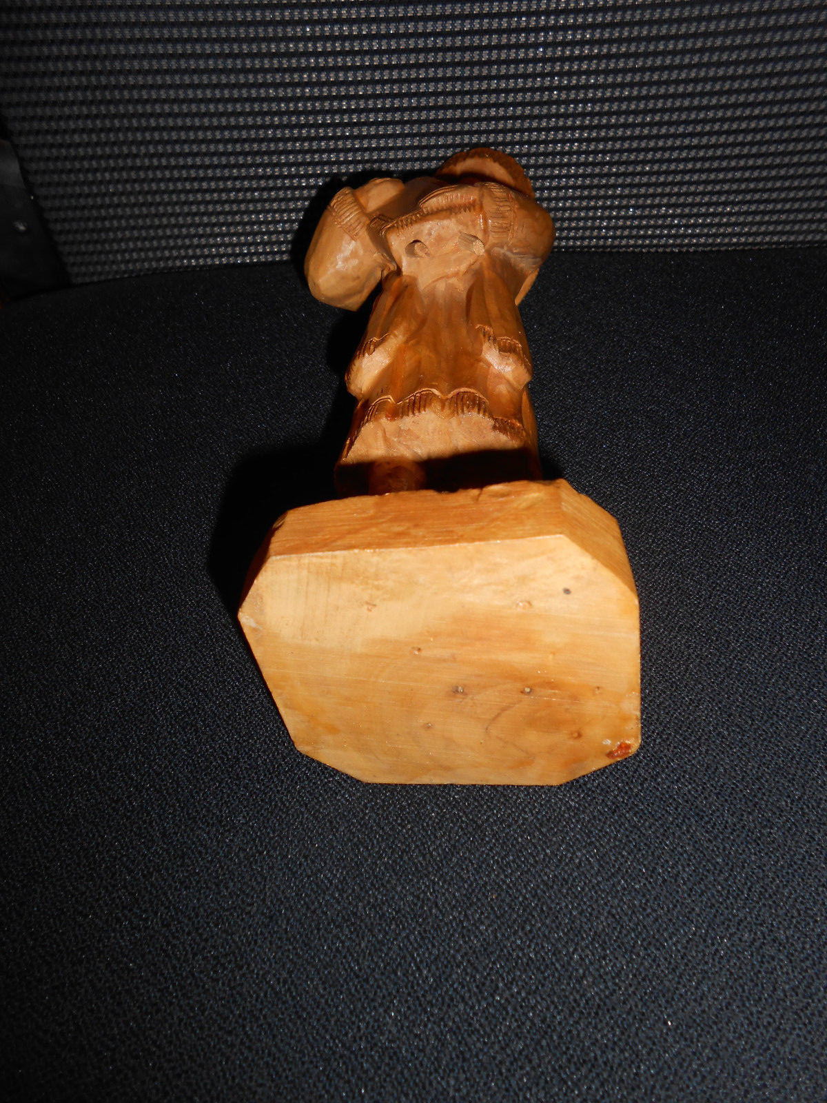 Picture 4 of 5