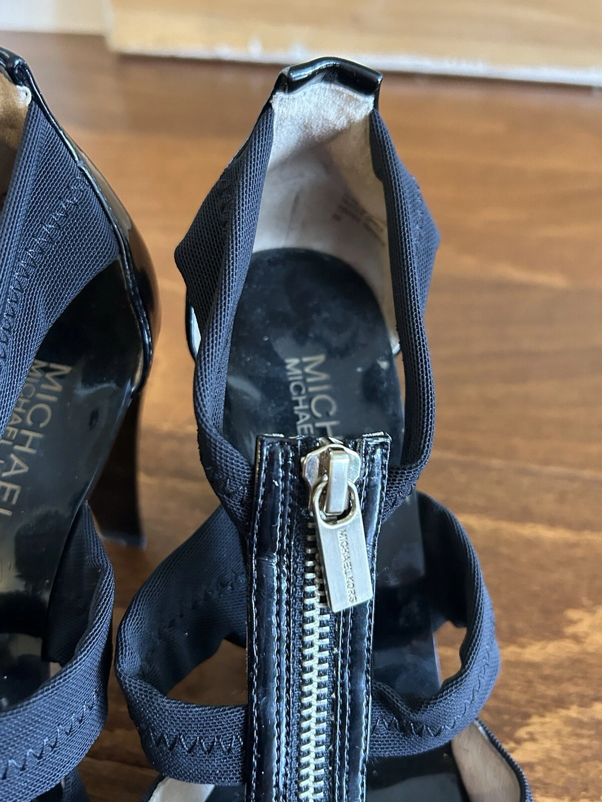 Michael by Michael Kors donna nero zip davanti tacco sexy taglia 7 M punta aperta