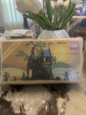 LEGO Icons: Castle Forest Hideout (40567) Brand New Sealed RETIRED SET