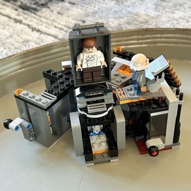 Star Wars LEGO 75137 Carbon Freezing Chamber Boba Fett Han Solo- Complete