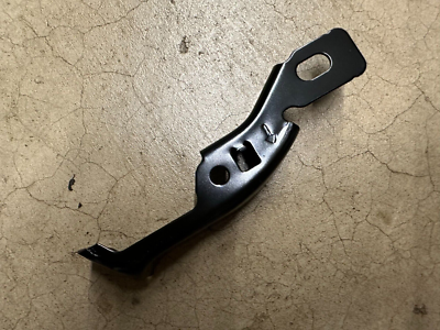 Front Right Lower Bumper Cover Support Bracket For 2020-2025 Nissan Sentra (622496LB0A)