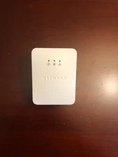 Netgear XAV2001 Powerline AV 200Mbps Ethernet Adapter in White Tested & Working