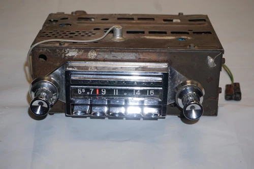 1961 1962 C1 Corvette Wonderbar Radio w/ Knobs AM Original Delco GM NCRS!