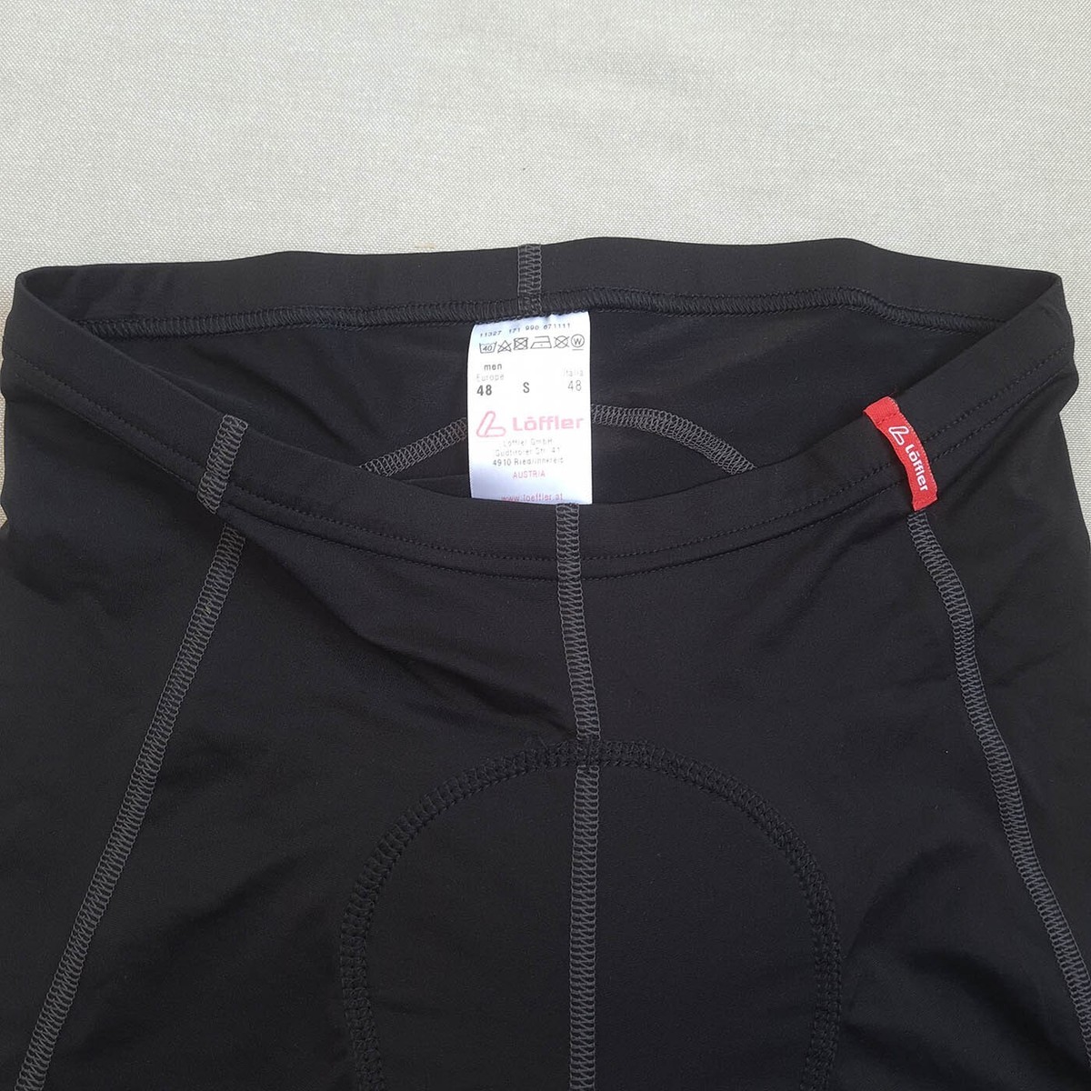 Short De Cyclisme Löffler - Taille 48 (S) - Compression Rembourrée - Occasion (comme Neuf)
