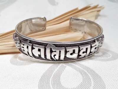 Armreif Tibet Mantra Om Mani Padme Hum – 925 Sterling Silber – 32 Gramm - Nepal - Bild 1 von 4