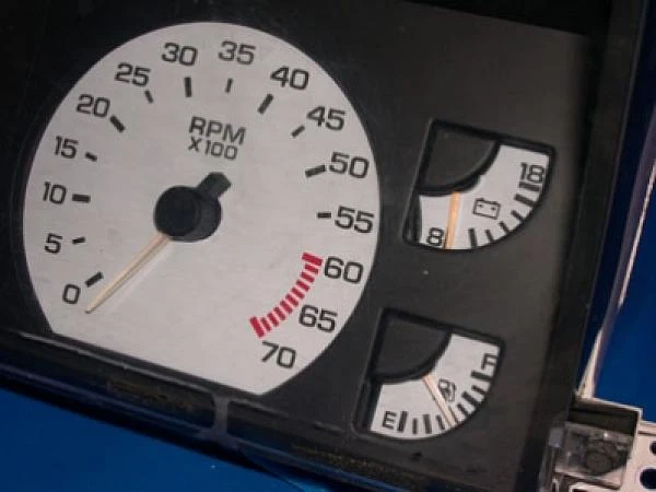 Белые лицевые датчики для 1987-1989 Dodge Daytona Lebaron - Изображение 3 из 4