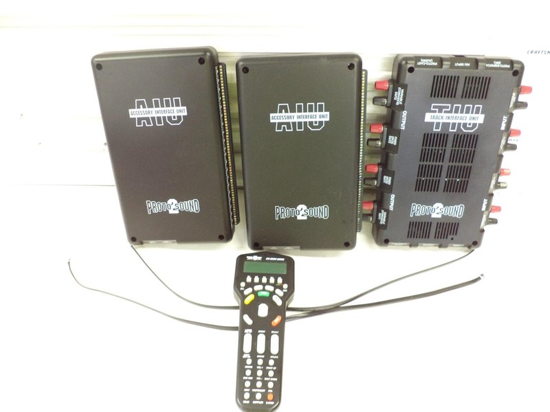 MTH DCS Modules and Hand Control, (lot nc),