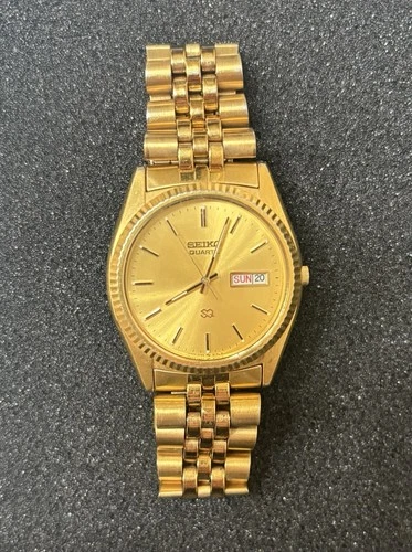 Vintage Seiko Quartz Watch 5Y23-8A69 Men Gold Tone Fluted Bezel