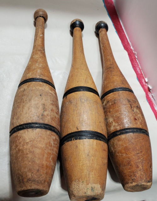 3 ANTIQUE WOODEN Lowe & Campbell Athletic 2 lb Exercise Indian Club Pin JUGGLING