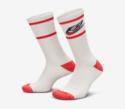 Nike Mens Everyday Plus Cushioned Crew Socks - FB3292 902 - White - Size M - NWT