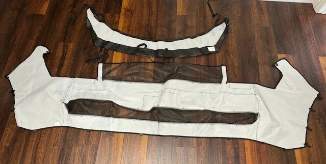 Capa dianteira LeBra usada para sutiã Mercury Montego 05-07 Covercraft 551019-01 U - Imagem 2 de 4