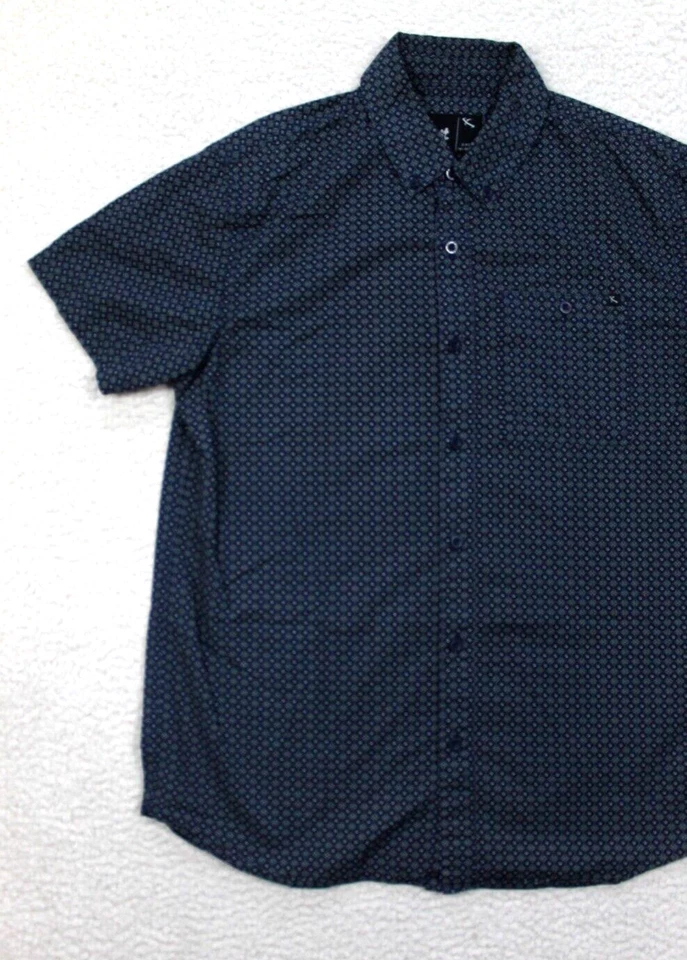 Lost Shirt Men's Small Navy Blue Short Sleeve Button Down Pockets Casual - Image 2 of 4