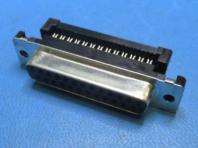 (1) 1658610-2 AMP TYCO CONNECTOR 25 POSITION DSUB D-SUB IDC FOR RIBBON CABLE NEW