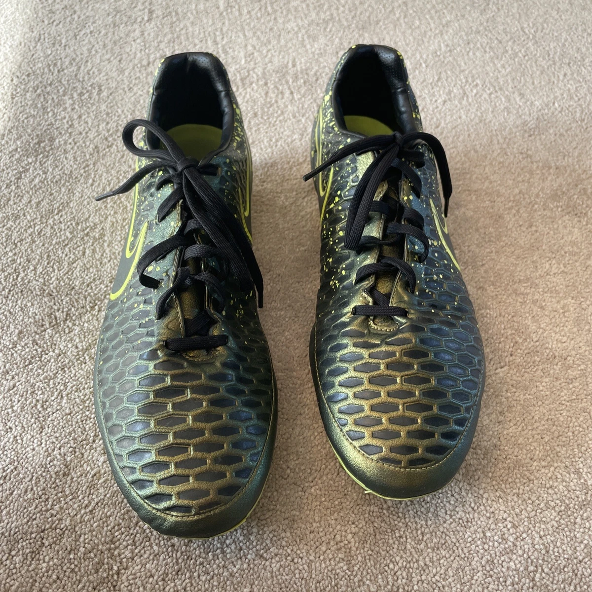 magista indoor soccer shoes