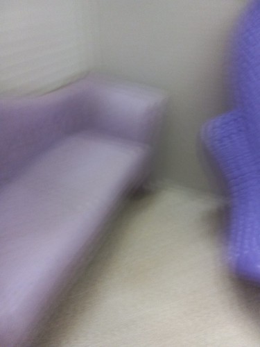 Barbie 1997 lila Chaiselongue und Stuhl mit Vasen und Baum - Bild 10 von 22