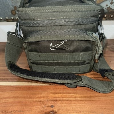 Nike SQUARE CUBE 9AT062-gov Insulated Lining Lunch Box Bag Shoulder Strap Green