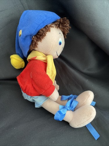Vintage Enid Blyton Noddy 30cm Plush Soft Toy by Golden Bear - Bell on hat - Picture 2 of 7