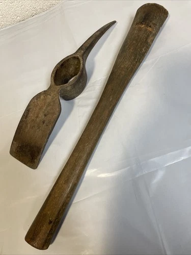 WW2 US Army Entrenching Tool Pick Axe PLUMB 1944 WWII Military Wood Handle