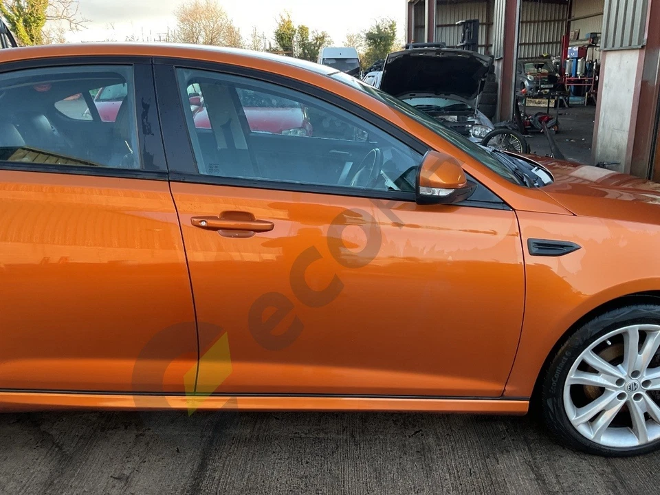 MG Mg6 Gt Door Bare Front Right Side - Image 2 of 4