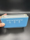 New ListingPyrex Snowflake Garland Blue Refrigerator Dish 502 Vintage, 1.5 Pint with Lid