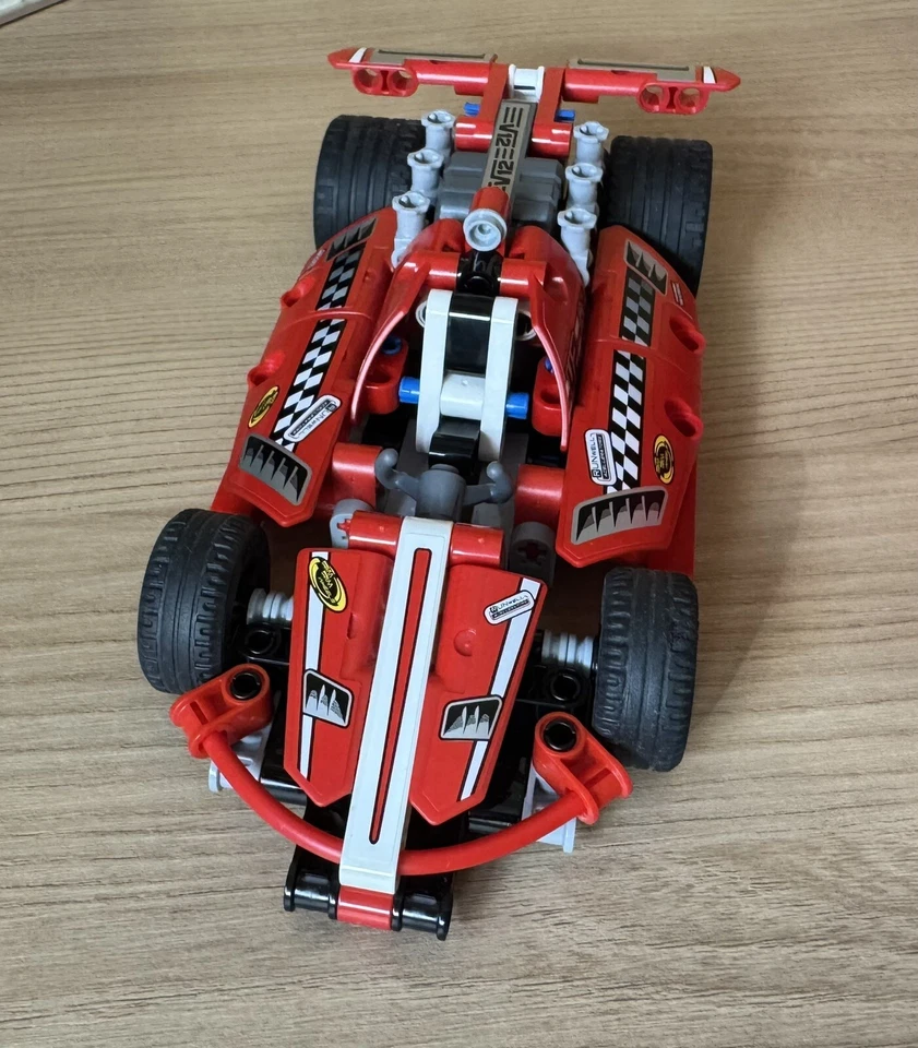 LEGO Technic 42011 Race Car, foto 3 di 5