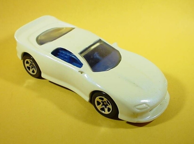 HOT WHEELS WHITE 1993 CAMARO MINT LOOSE