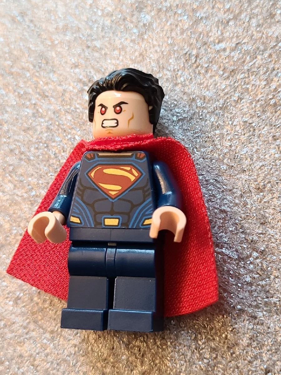 Clash of the Heroes 76044, DC