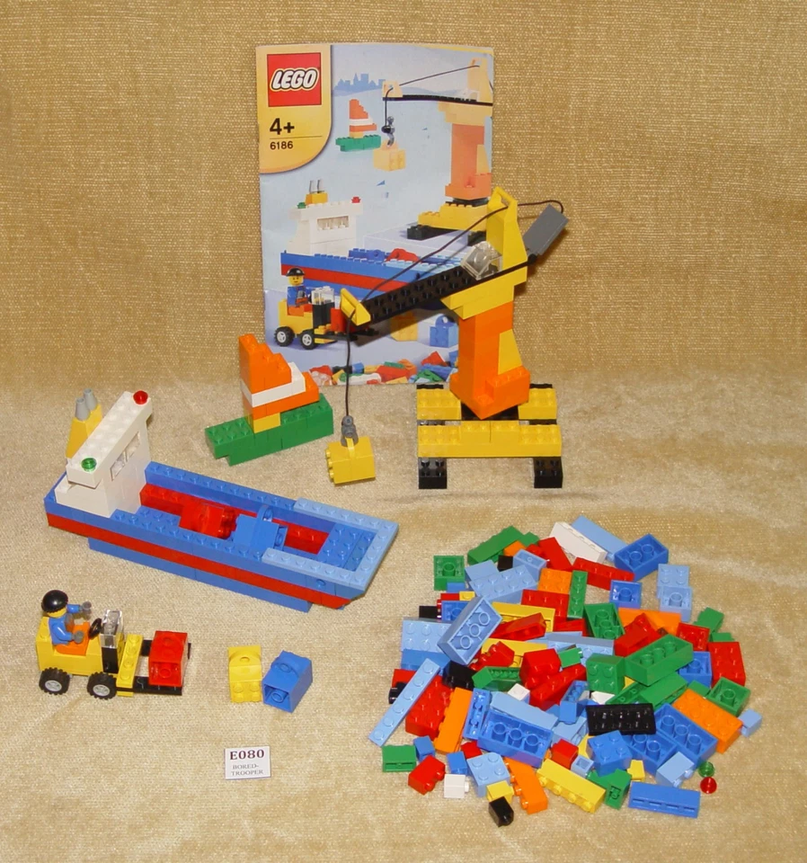 LEGO 6186 Build Your Own LEGO Harbor, photo 1 of 5