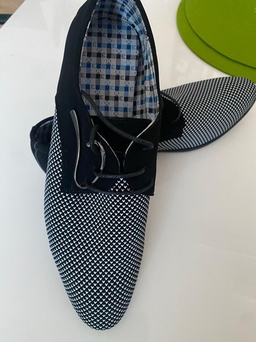 Extravaganter Herrenschuh für alle festlichen Anlässe Neu Größe 44 - Bild 3 von 5
