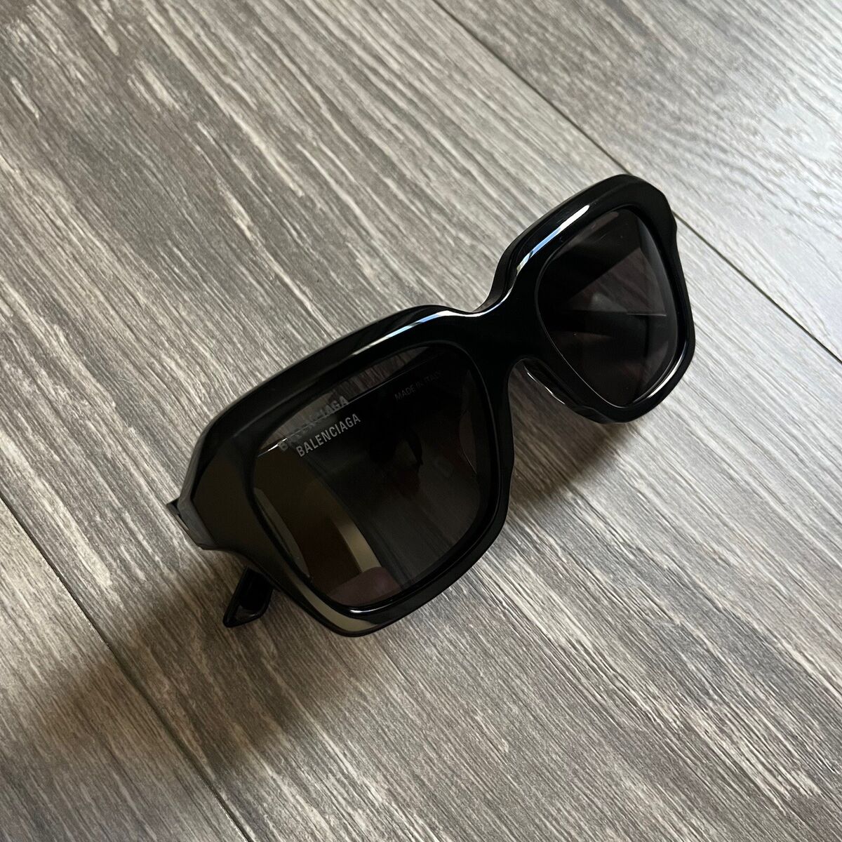 サングラス BALENCIAGA BLACK NYLON BLADE RECTANGLE SUNGLASSES Balenciaga Black Gray Square Sunglasses Logo Women Men