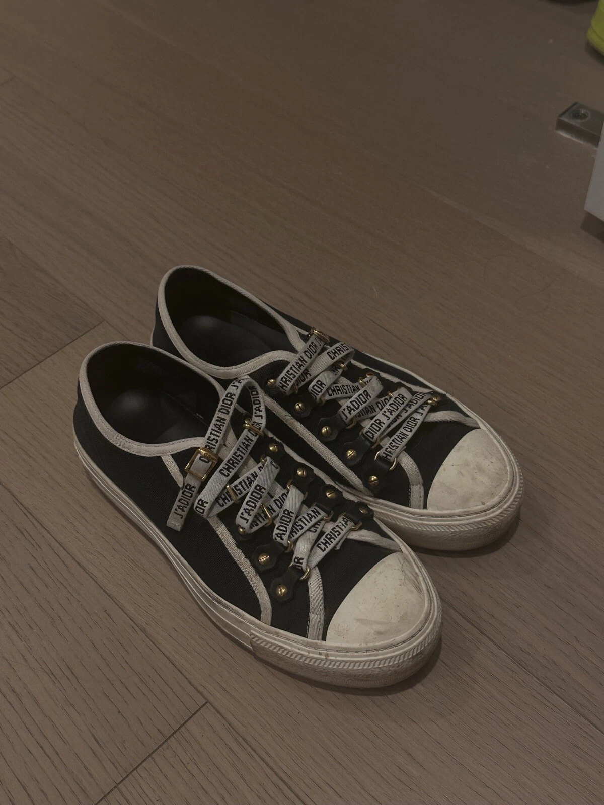 Taille 6   Dior Walk'N'Dior noir W