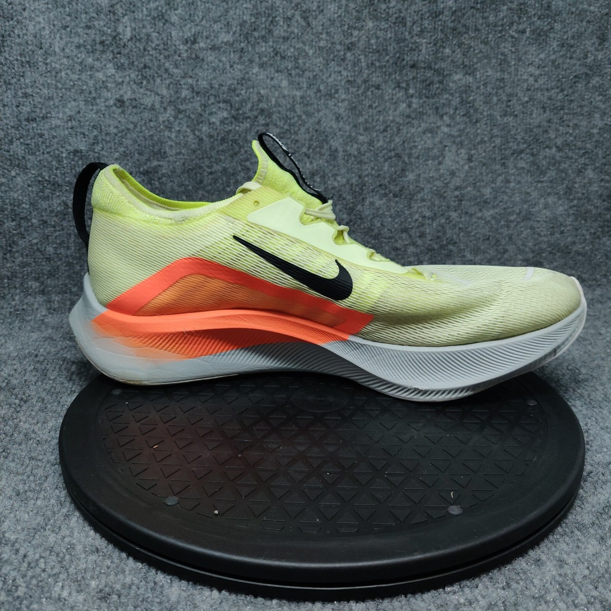 ナイキ NIKE　Zoom Fly 4 Barely Volt/Black Nike Zoom Fly 4 Running Shoes Barely Volt Black CT2401-700