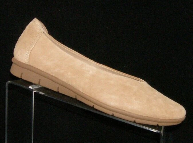 Soul Naturalizer Leyla brown suede square toe loafer wedge flats