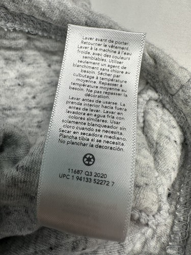 2 Shirts 4T - Black Faux Fur Zip Sweater, Gray Osh Kosh Quilted Button Shacket - Picture 6 of 13