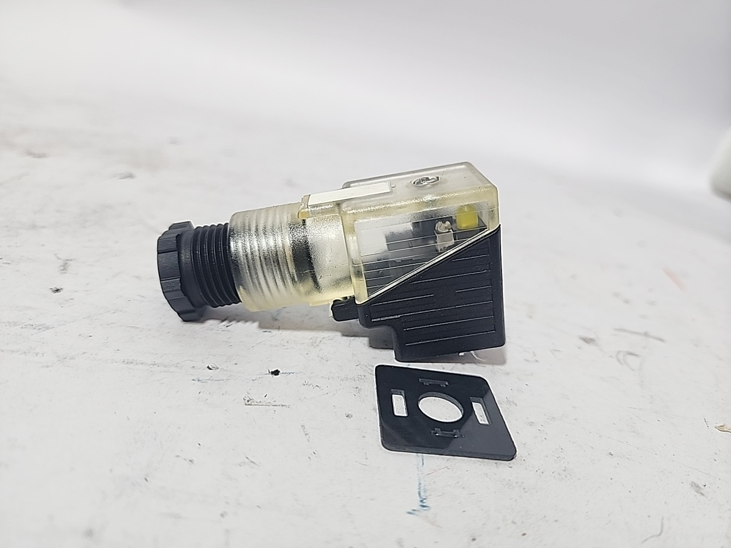 Bosch Rexroth R900057453 Plug-In Connector