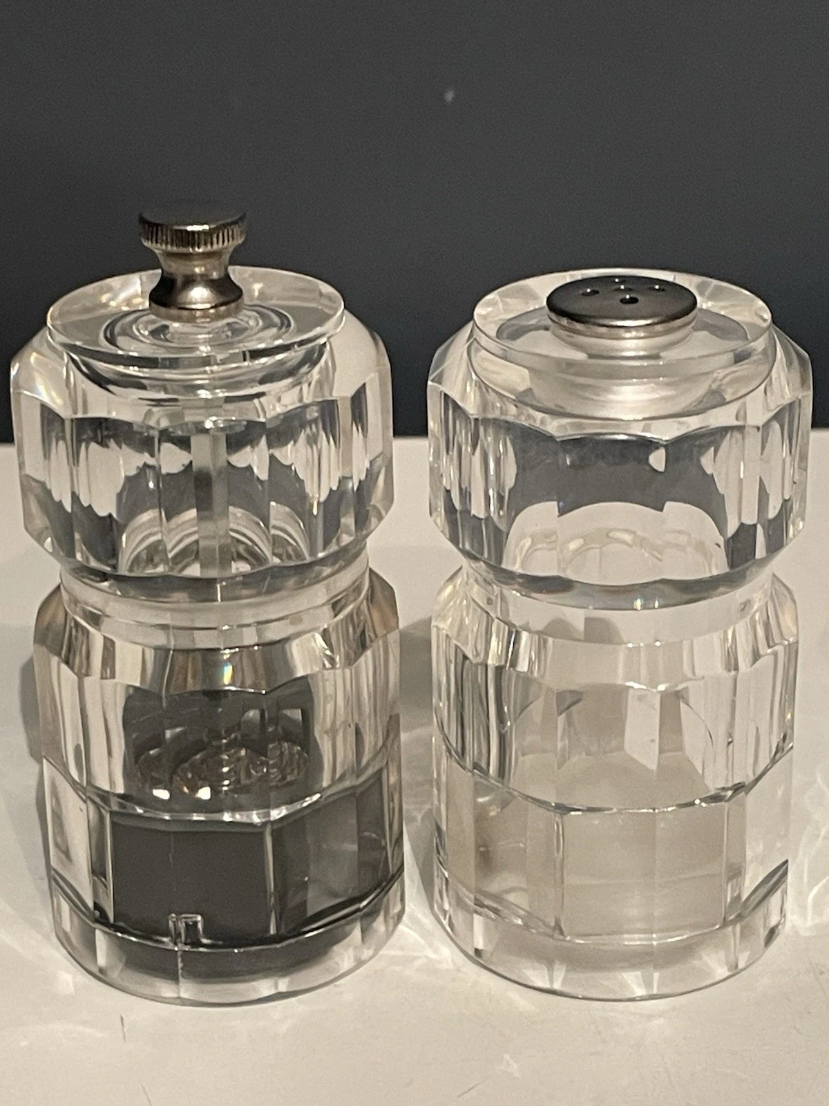 Vintage Olde Thompson Clear Acrylic Salt & Pepper Grinder Mill Set USA 3.5” - 4”
Opens in a new wind