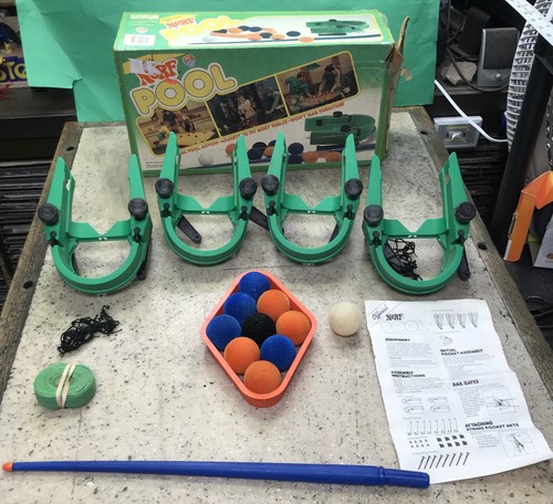 Vintage 1984 Official Nerf Pool Table Set #0270 w/Box Instruc Parker Brothers