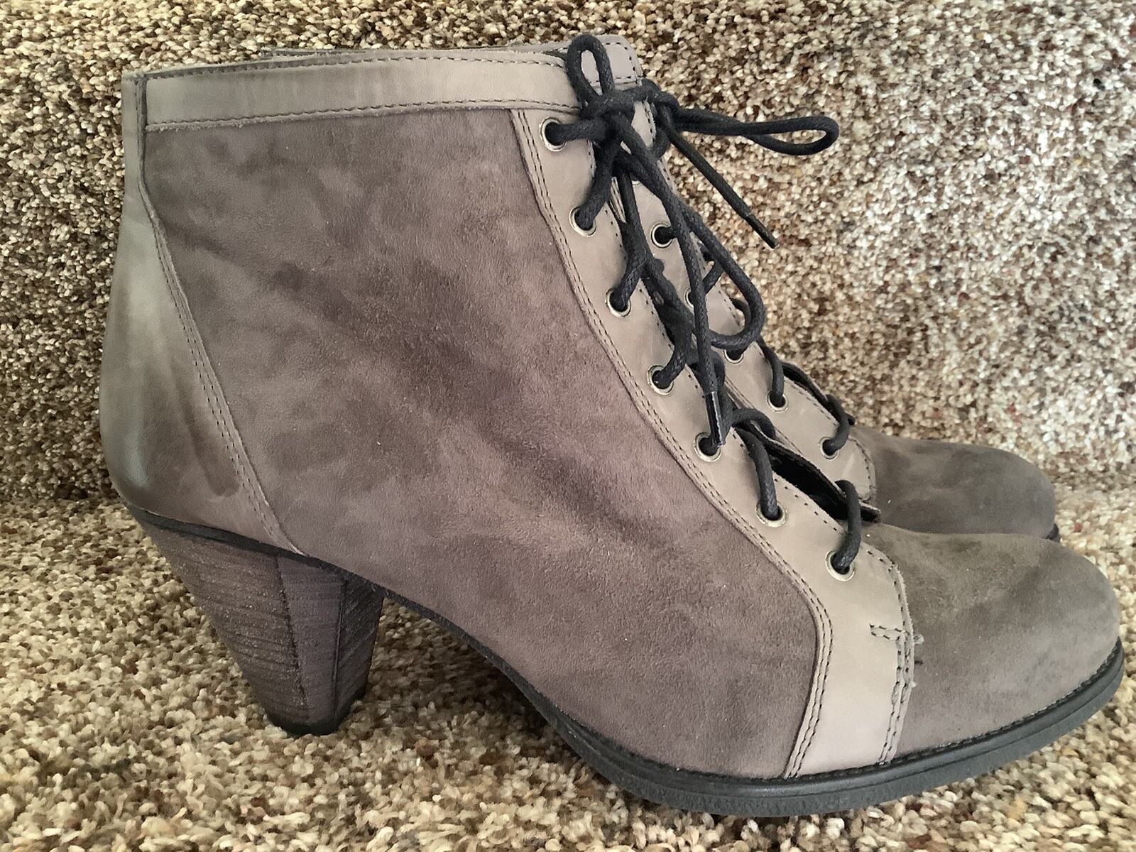 Leather And Suede Grey Lace Up Boots By Jones The Boot Makers Size 40/6