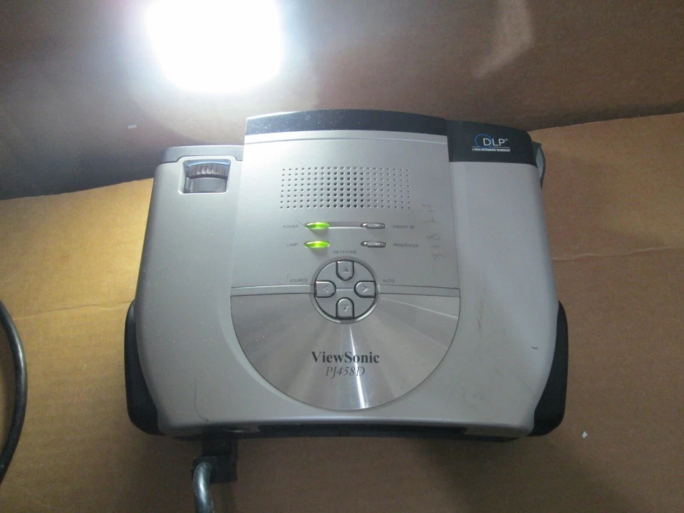 ViewSonic PJ458D DLP Projector Only 319 Lamp Hours - Image 3 of 4