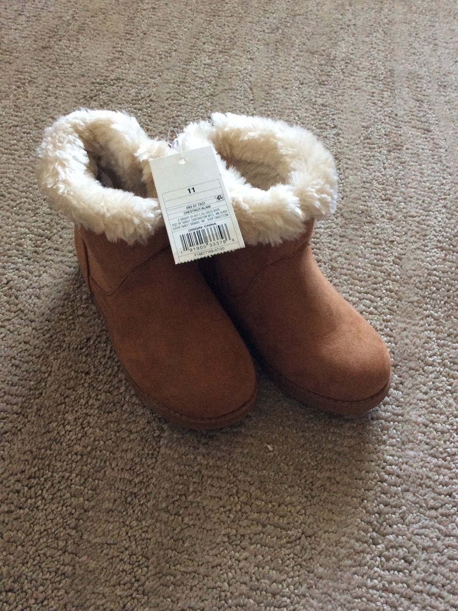 chestnut fur lined boots
