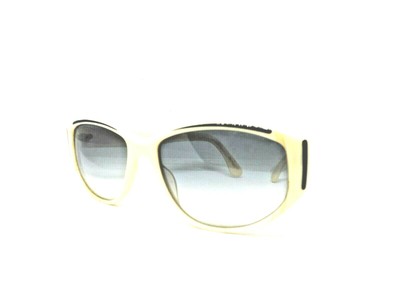 vogue nerd glasses