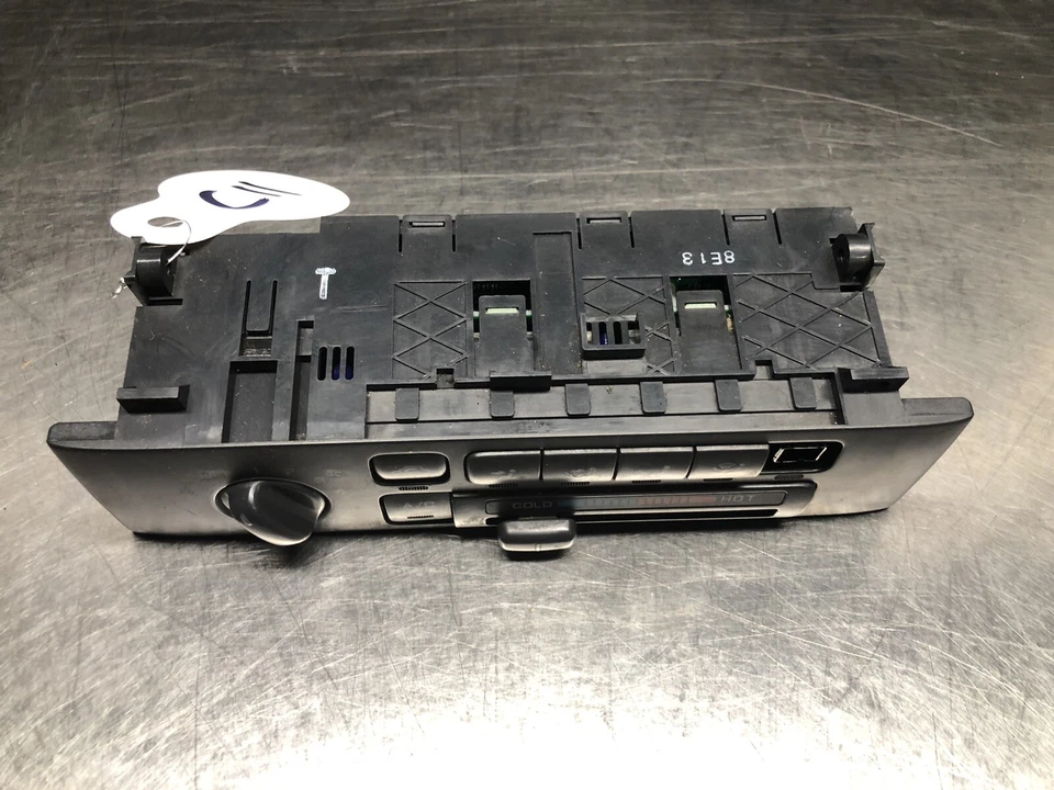 Nissan Máxima 1995 1996 calor aire acondicionado temperatura climatización climatización falta botón Foto 2 de 4