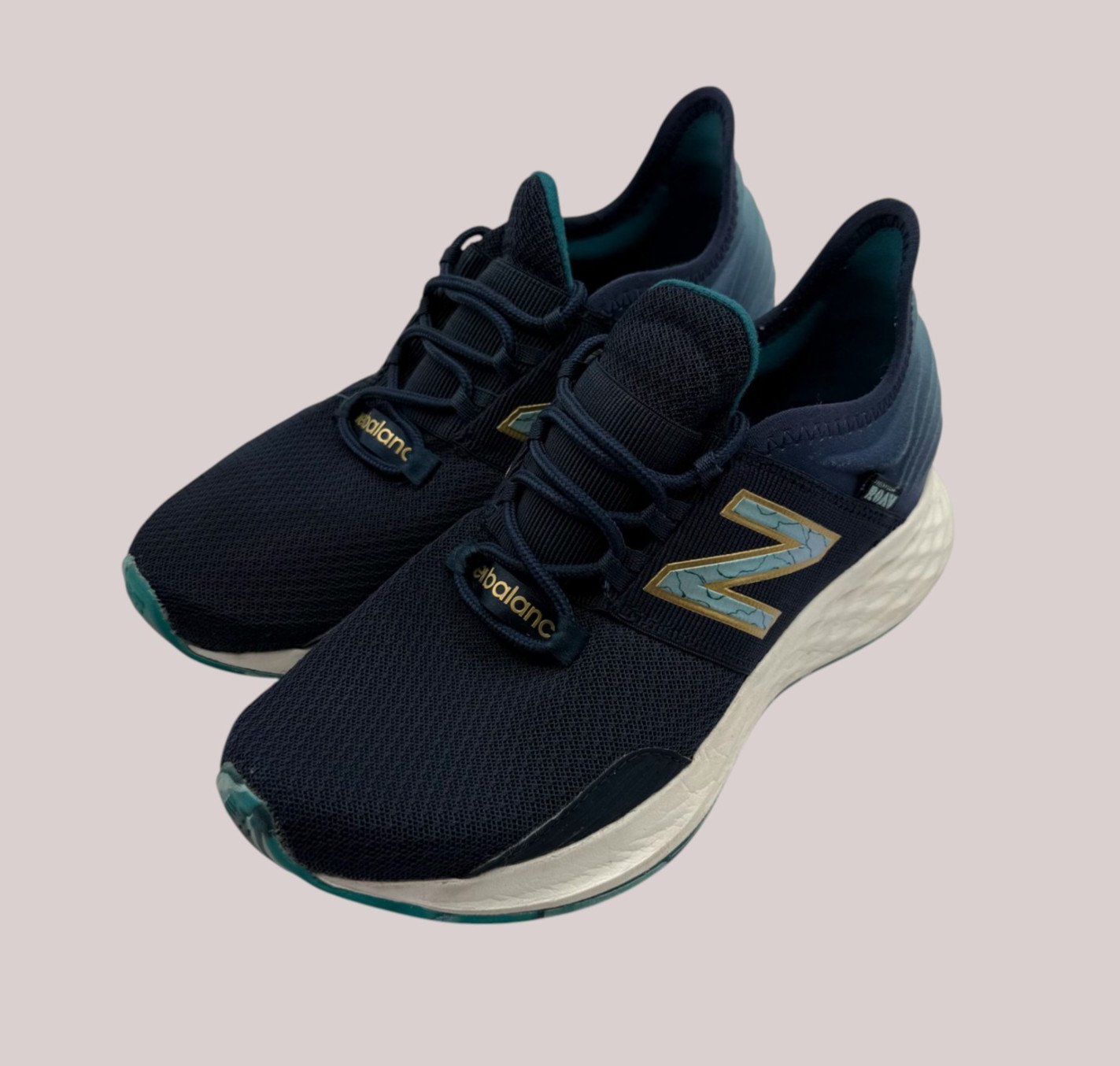 Womens New Balance Fresh Foam Roav V1 Blue Running Shoes WROAVQM1 Size 6.5 thumbnail 2