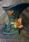 CORNUCOPIA VASE VTG ROSEVILLE ART pottery Blue White CLEMATIS Horn 6” H