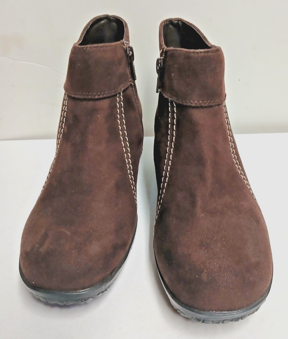 Basic Edition Brown Suede Side Zip Ankle Boots~SZ… - image 7