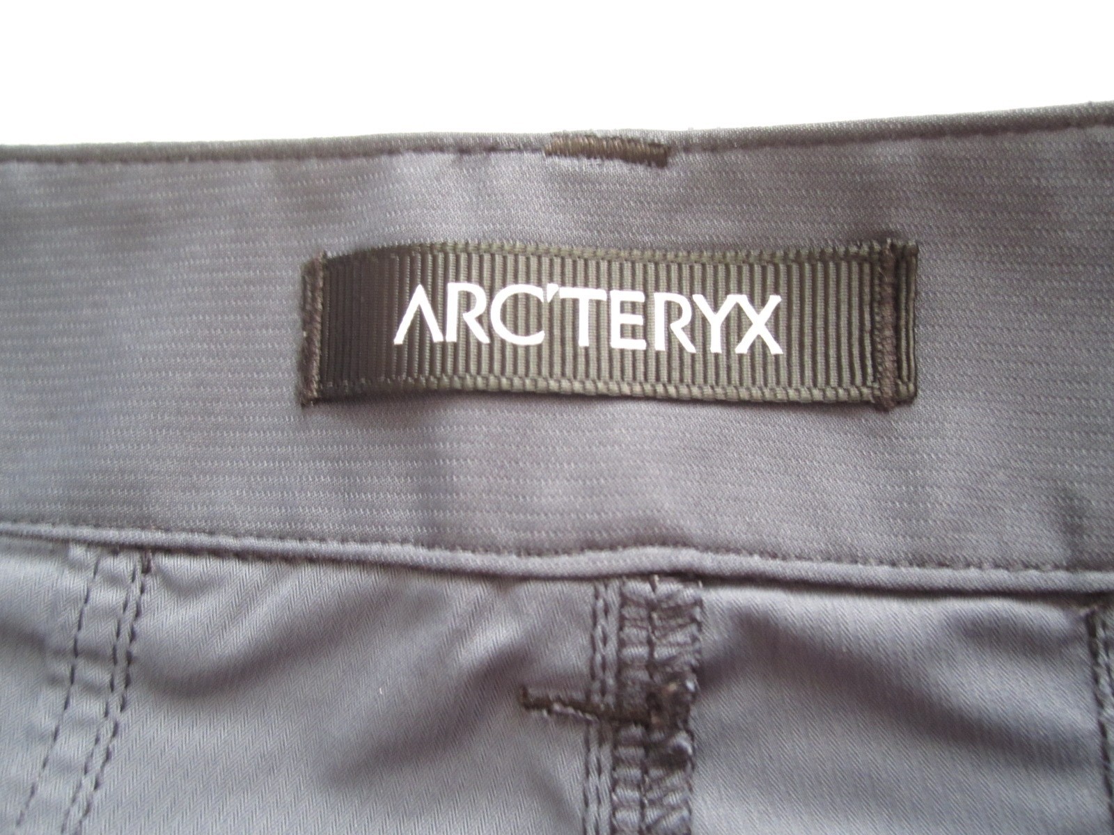Women Arc Teryx Polyester Outdoor Shorts Sz 6 (WP303) thumbnail 2