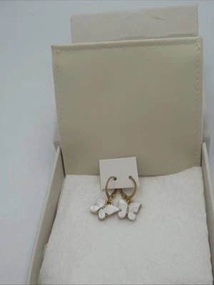 Boucles D’Oreilles Créoles Papillon Nacré Dorées Femme - Photo 1/4