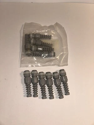 HUBBELL WIRING DEVICE HJ1010G Connector,Nylon,L - Strain Relief (Lot Of 11) - Image 1 of 2